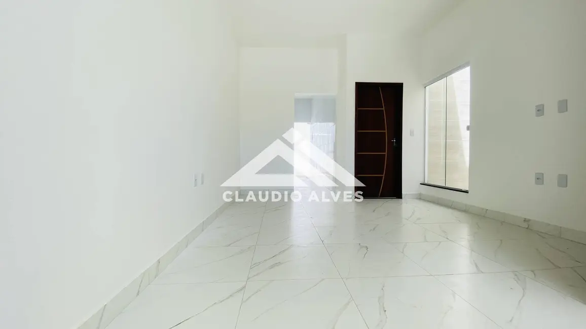 Foto 3 de Casa com 2 quartos à venda, 72m2 em Feira De Santana - BA