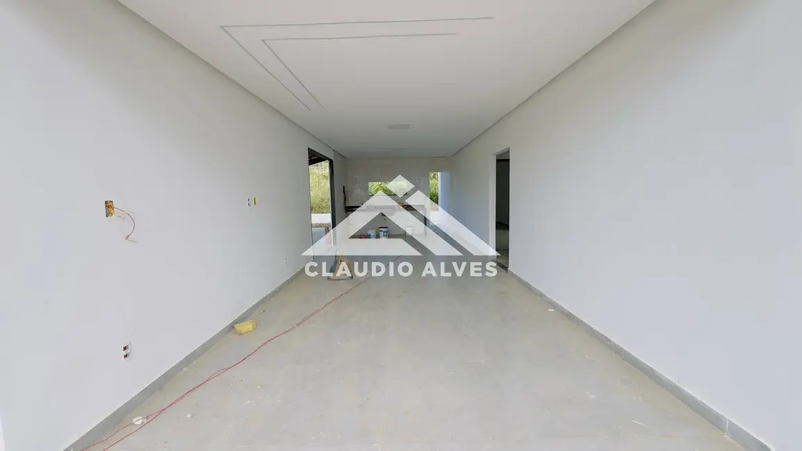 Chácara com 3 quartos à venda, 452m2 em Feira De Santana - BA - imagem 3 Foto 3 de Chácara com 3 quartos à venda, 452m2 em Feira De Santana - BA