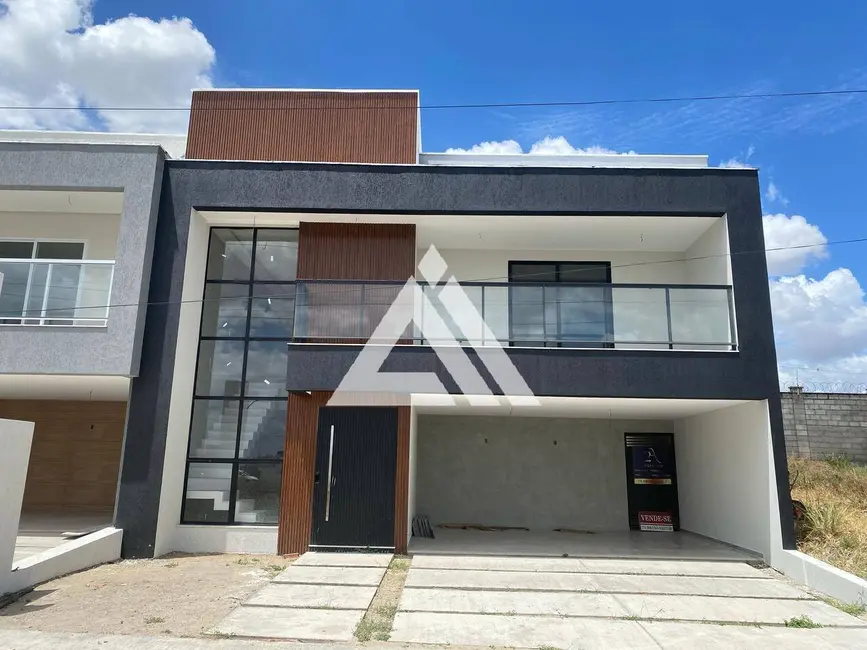 Foto 1 de Casa de Condomínio com 4 quartos à venda, 122m2 em Feira De Santana - BA