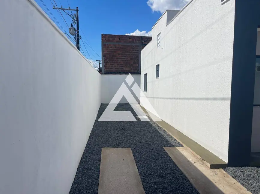 Casa com 2 quartos à venda, 125m2 em Feira De Santana - BA - imagem 7 Foto 7 de Casa com 2 quartos à venda, 125m2 em Feira De Santana - BA