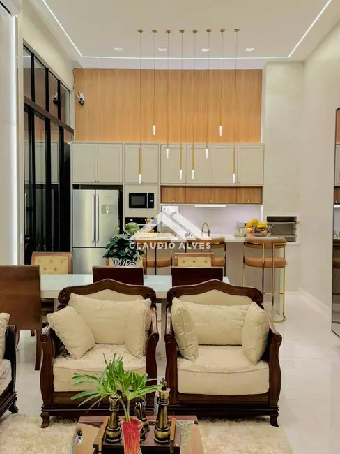 Casa de Condomínio com 3 quartos à venda, 200m2 em Feira De Santana - BA - imagem 6 Foto 6 de Casa de Condomínio com 3 quartos à venda, 200m2 em Feira De Santana - BA