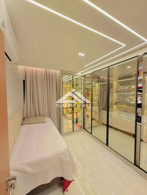 Casa de Condomínio com 3 quartos à venda, 200m2 em Feira De Santana - BA - imagem 8 Foto 8 de Casa de Condomínio com 3 quartos à venda, 200m2 em Feira De Santana - BA