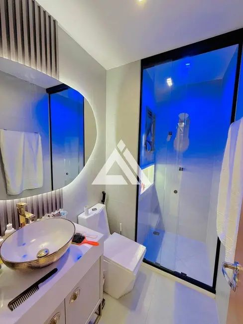 Casa de Condomínio com 3 quartos à venda, 200m2 em Feira De Santana - BA - imagem 9 Foto 9 de Casa de Condomínio com 3 quartos à venda, 200m2 em Feira De Santana - BA