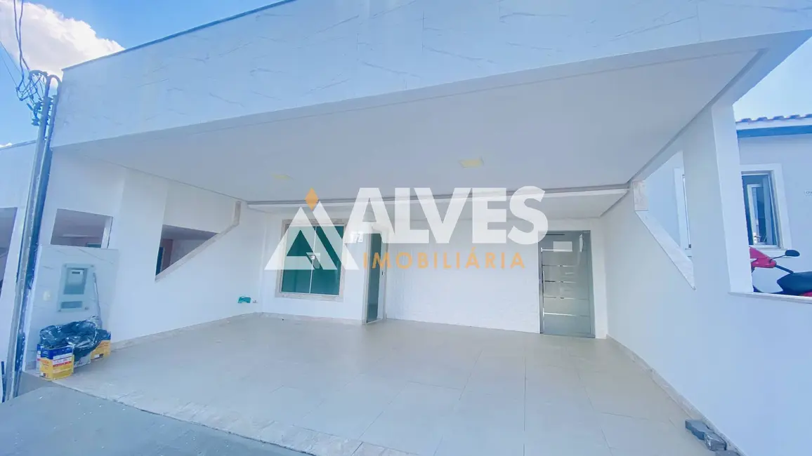 Foto 1 de Casa de Condomínio com 3 quartos à venda, 121m2 em Feira De Santana - BA