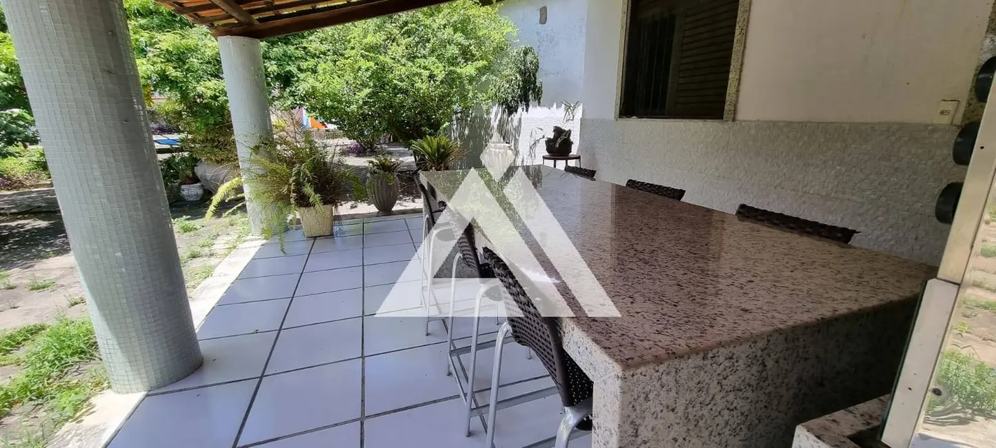Foto 9 de Casa com 4 quartos à venda, 200m2 em Feira De Santana - BA