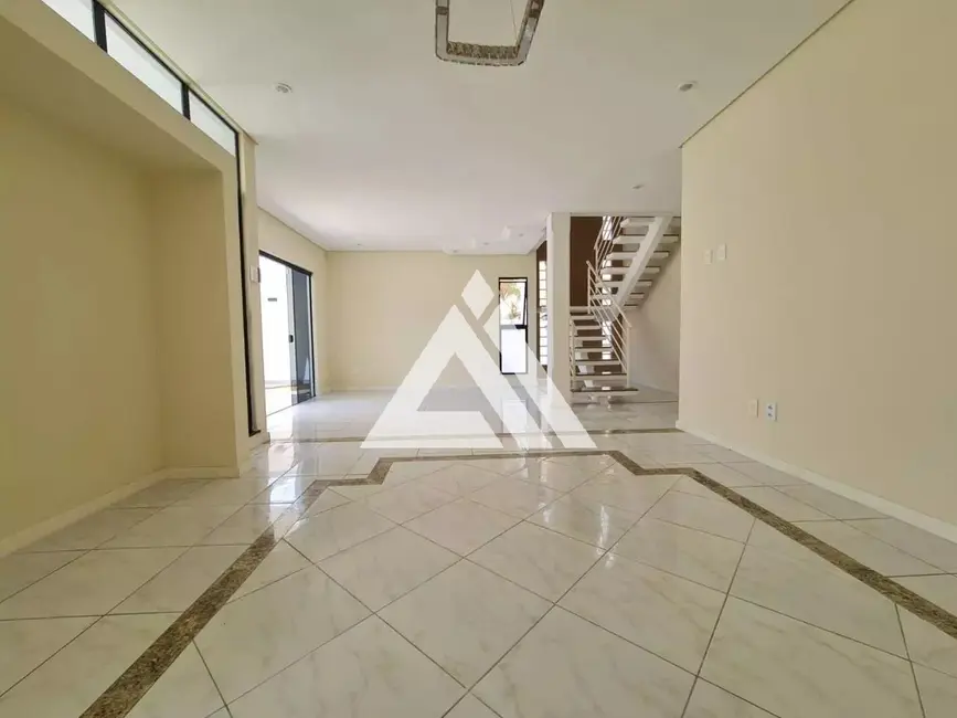 Foto 5 de Casa de Condomínio com 4 quartos à venda, 260m2 em Lauro De Freitas - BA