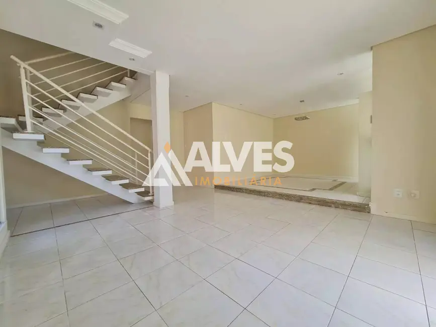 Foto 8 de Casa de Condomínio com 4 quartos à venda, 260m2 em Lauro De Freitas - BA