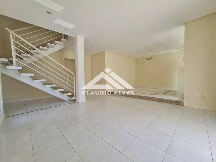 Foto 8 de Casa de Condomínio com 4 quartos à venda, 260m2 em Lauro De Freitas - BA