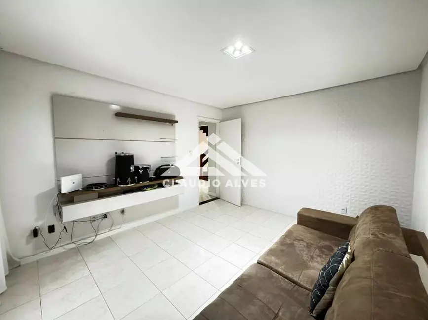 Foto 9 de Casa de Condomínio com 4 quartos à venda, 378m2 em Lauro De Freitas - BA