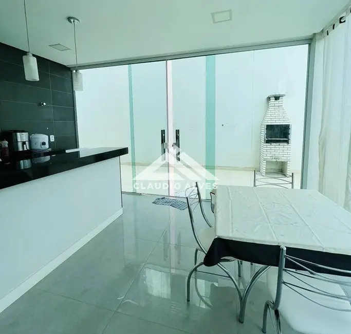 Foto 5 de Casa de Condomínio com 4 quartos à venda, 220m2 em Feira De Santana - BA