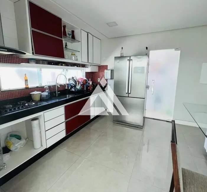 Foto 4 de Casa de Condomínio com 4 quartos à venda, 220m2 em Feira De Santana - BA