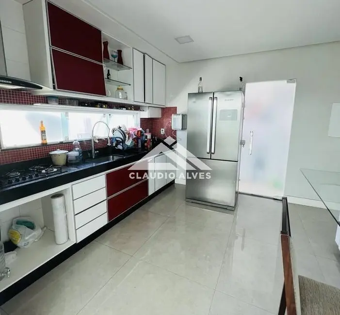 Foto 4 de Casa de Condomínio com 4 quartos à venda, 220m2 em Feira De Santana - BA