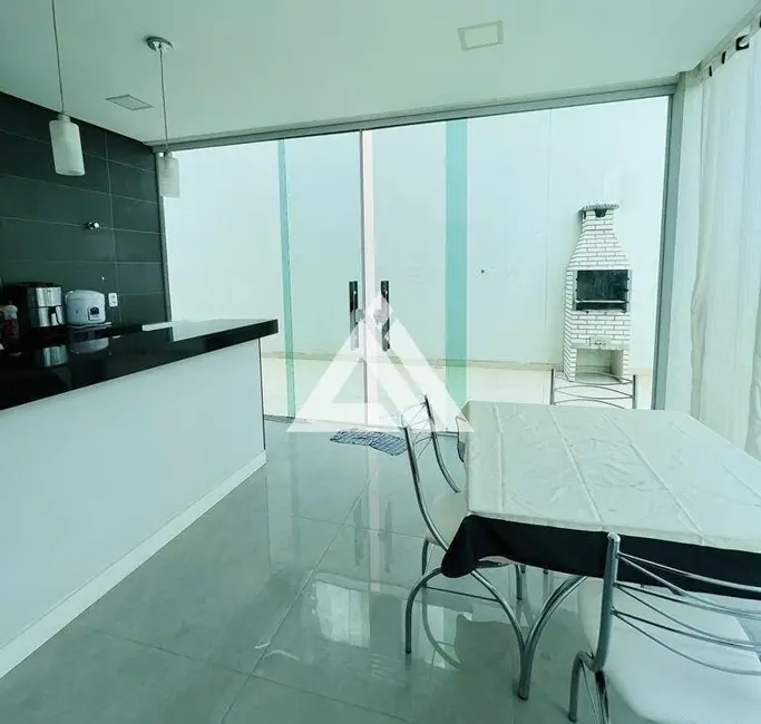 Foto 5 de Casa de Condomínio com 4 quartos à venda, 220m2 em Feira De Santana - BA