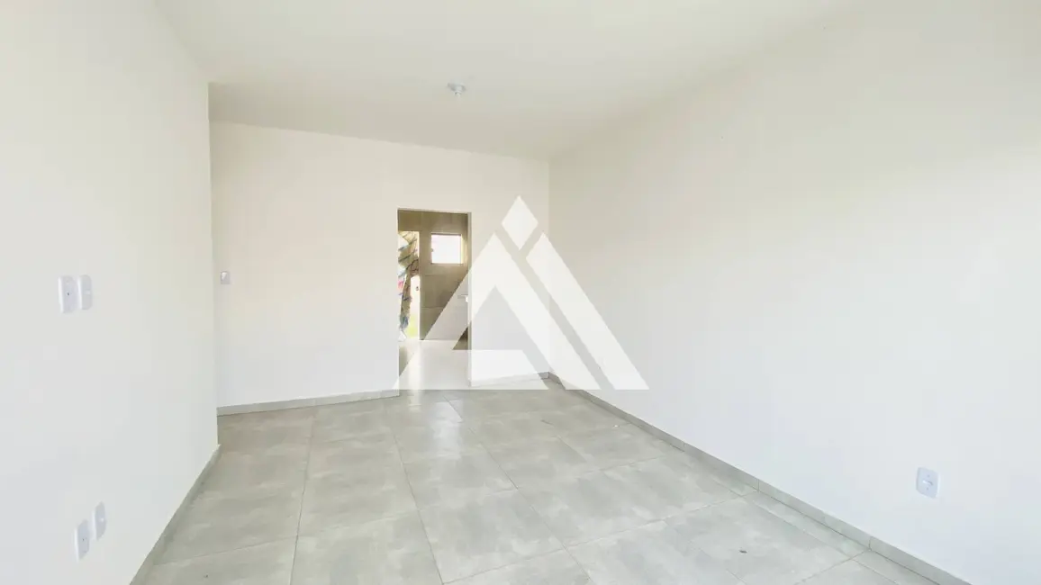 Foto 3 de Casa com 2 quartos à venda, 53m2 em Feira De Santana - BA