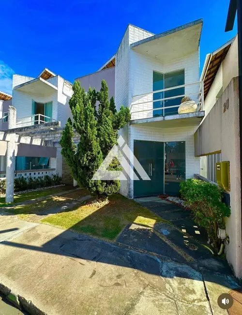 Foto 2 de Casa de Condomínio com 3 quartos à venda, 170m2 em Feira De Santana - BA