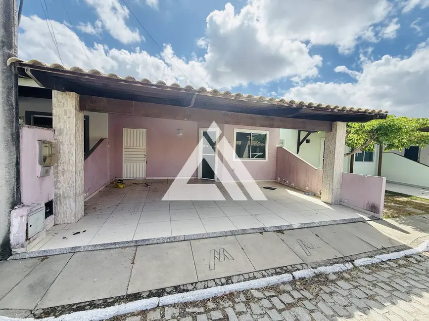 Foto 2 de Casa de Condomínio com 2 quartos à venda, 90m2 em Feira De Santana - BA