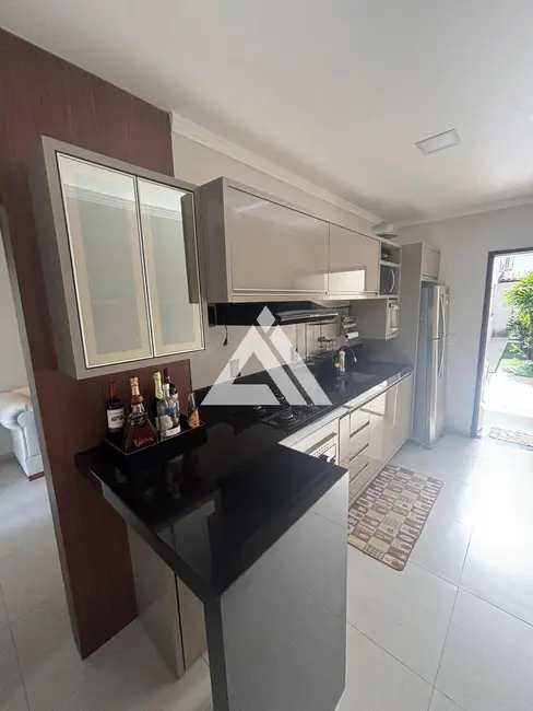 Foto 4 de Casa com 3 quartos à venda, 145m2 em Feira De Santana - BA
