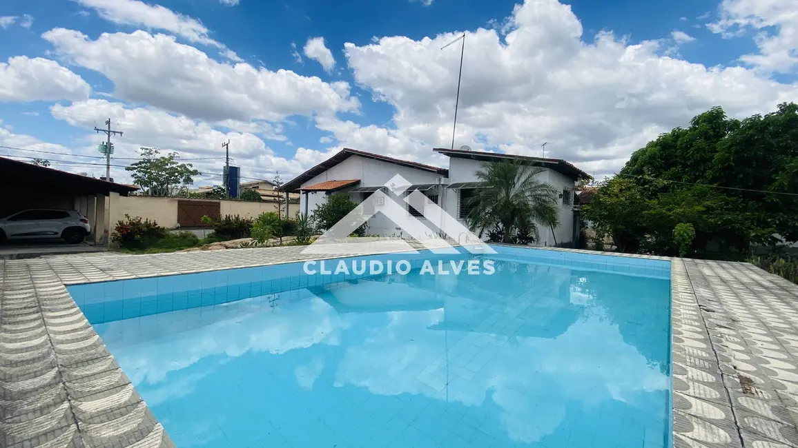Foto 2 de Casa com 4 quartos à venda, 1320m2 em Feira De Santana - BA