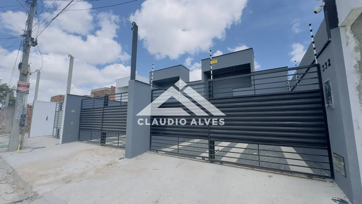 Foto 2 de Casa com 2 quartos à venda, 62m2 em Feira De Santana - BA
