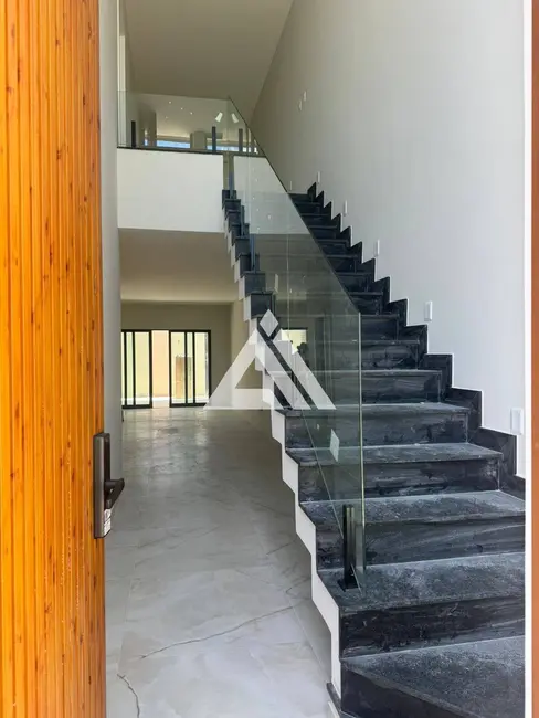 Foto 7 de Casa com 4 quartos à venda, 191m2 em Feira De Santana - BA