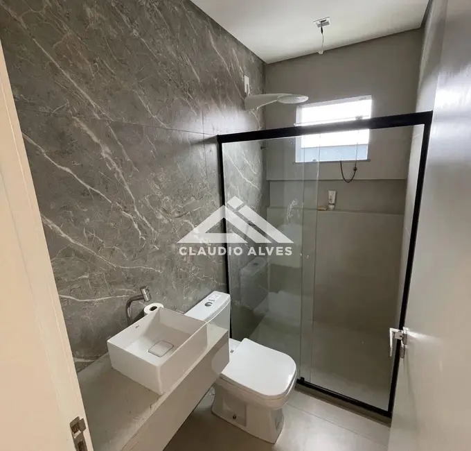 Casa de Condomínio com 3 quartos à venda, 302m2 em Feira De Santana - BA - imagem 8 Foto 8 de Casa de Condomínio com 3 quartos à venda, 302m2 em Feira De Santana - BA