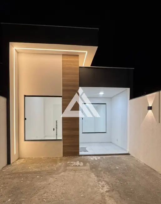 Casa com 2 quartos à venda, 70m2 em Feira De Santana - BA - imagem 2 Foto 2 de Casa com 2 quartos à venda, 70m2 em Feira De Santana - BA