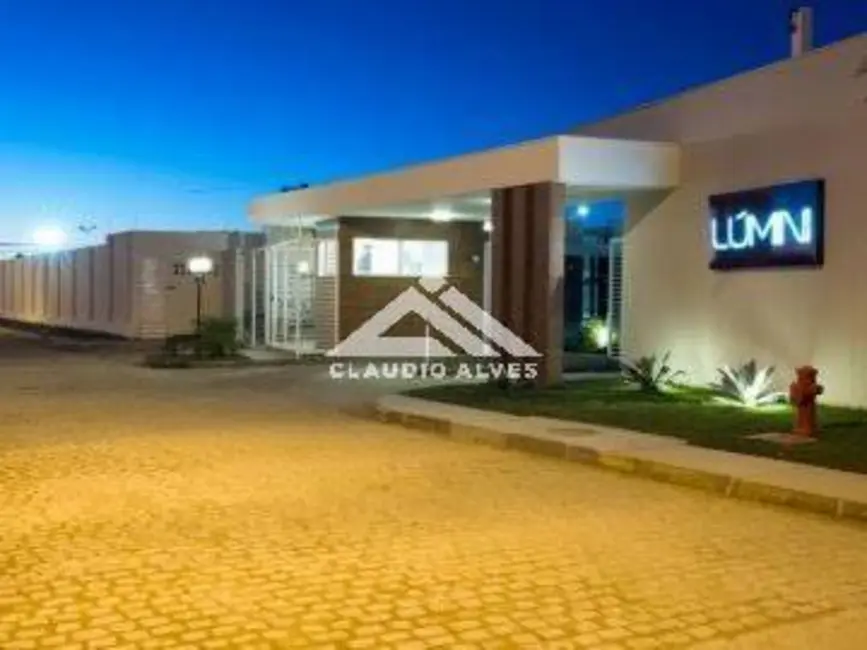 Foto 2 de Casa de Condomínio com 2 quartos à venda, 105m2 em Feira De Santana - BA