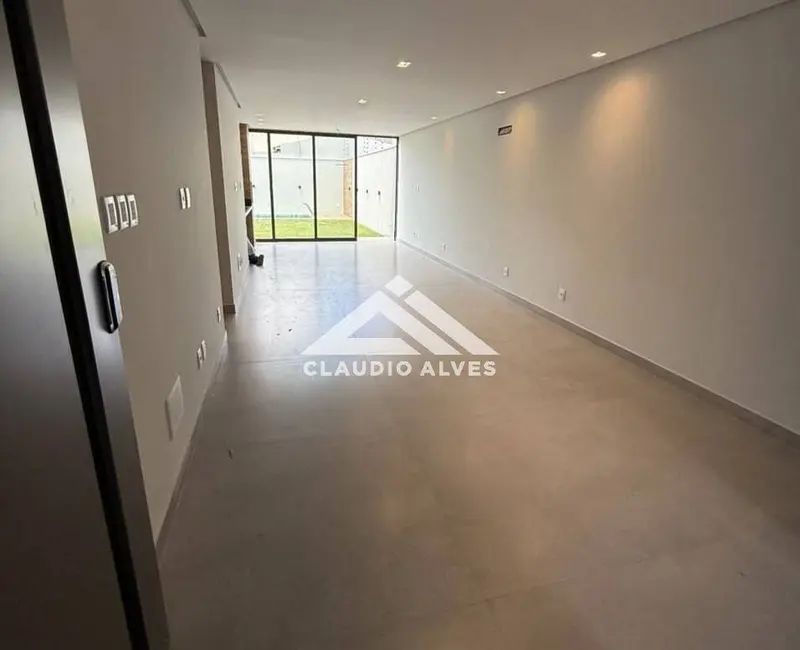 Foto 7 de Casa com 4 quartos à venda, 207m2 em Feira De Santana - BA