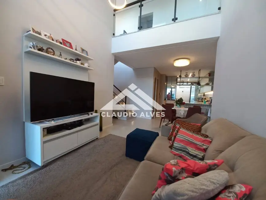 Foto 4 de Casa com 3 quartos à venda, 160m2 em Feira De Santana - BA