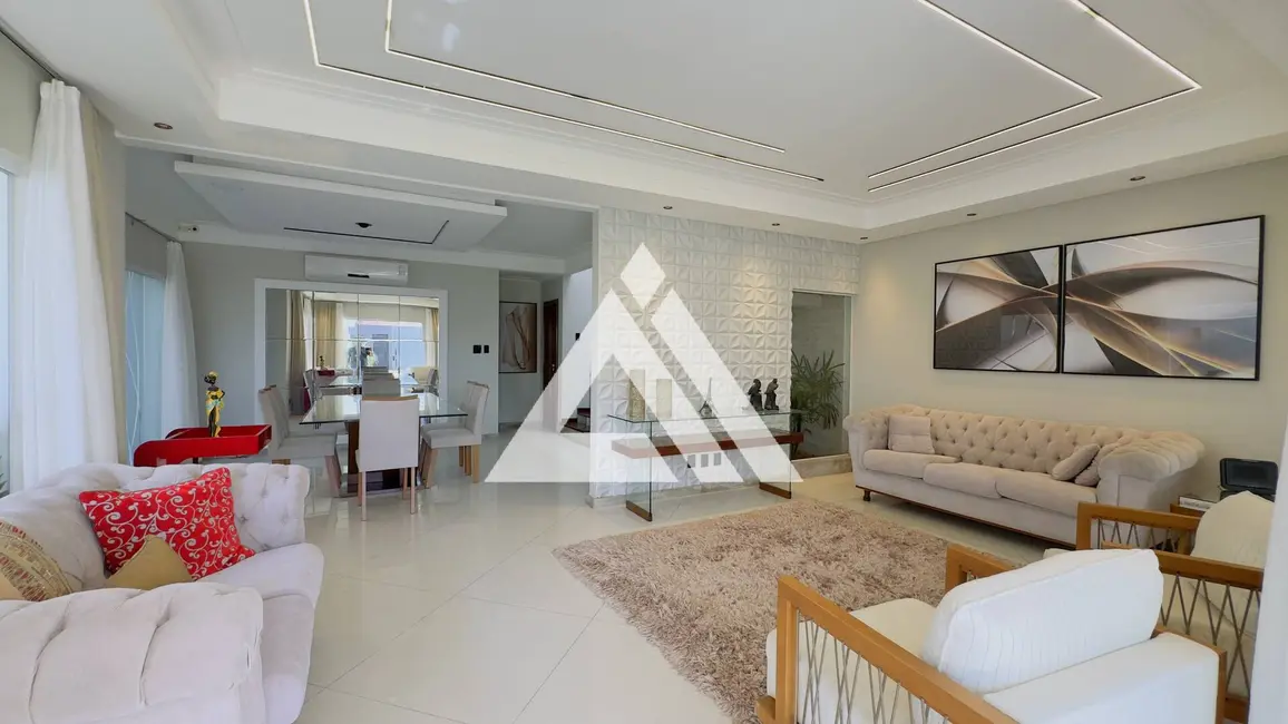 Foto 9 de Casa com 4 quartos à venda, 300m2 em Feira De Santana - BA