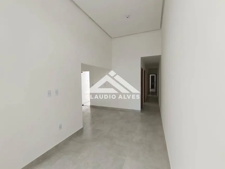 Foto 4 de Casa com 3 quartos à venda e para alugar, 85m2 em Feira De Santana - BA