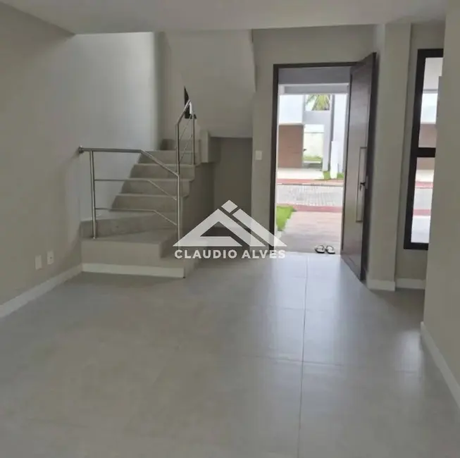 Foto 3 de Casa de Condomínio com 4 quartos à venda, 134m2 em Feira De Santana - BA