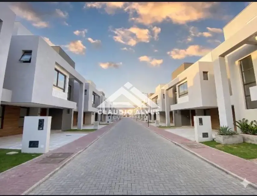 Foto 2 de Casa de Condomínio com 4 quartos à venda, 134m2 em Feira De Santana - BA