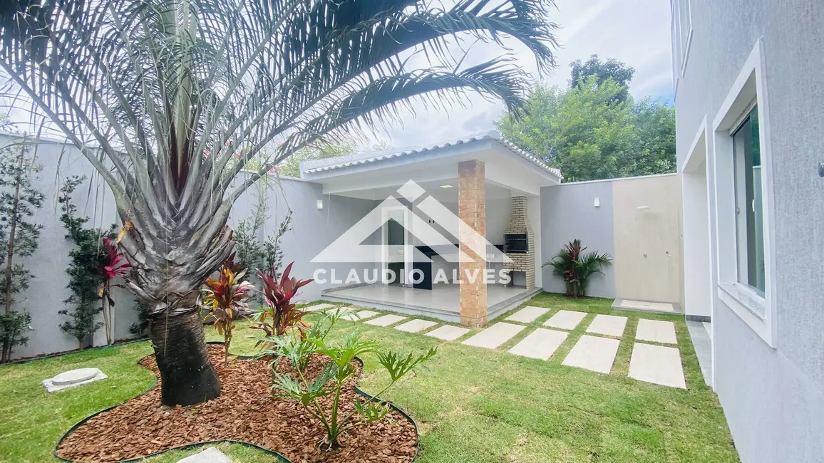 Foto 2 de Casa com 7 quartos à venda, 500m2 em Feira De Santana - BA