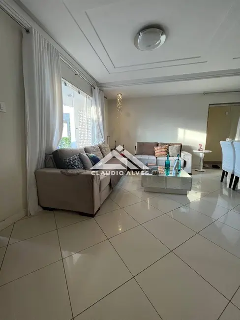 Casa de Condomínio com 4 quartos à venda, 256m2 em Feira De Santana - BA - imagem 4 Foto 4 de Casa de Condomínio com 4 quartos à venda, 256m2 em Feira De Santana - BA