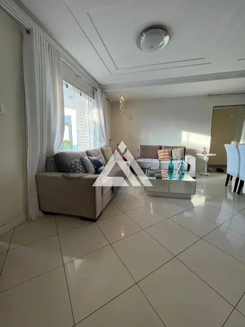 Foto 4 de Casa de Condomínio com 4 quartos à venda, 256m2 em Feira De Santana - BA