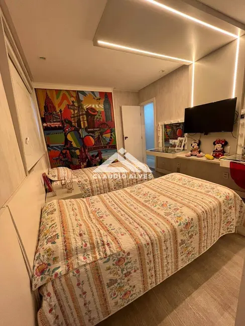 Casa de Condomínio com 4 quartos à venda, 256m2 em Feira De Santana - BA - imagem 9 Foto 9 de Casa de Condomínio com 4 quartos à venda, 256m2 em Feira De Santana - BA