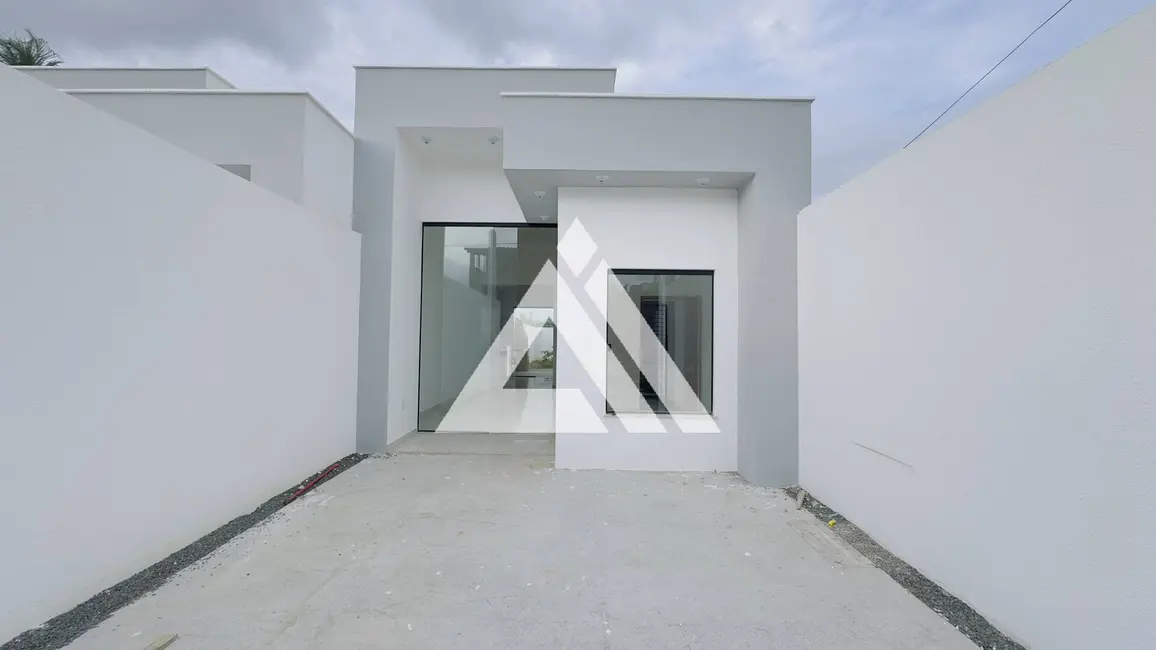 Foto 1 de Casa com 2 quartos à venda, 69m2 em Feira De Santana - BA