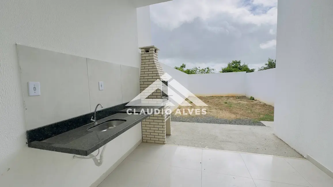 Foto 3 de Casa com 2 quartos à venda, 69m2 em Feira De Santana - BA