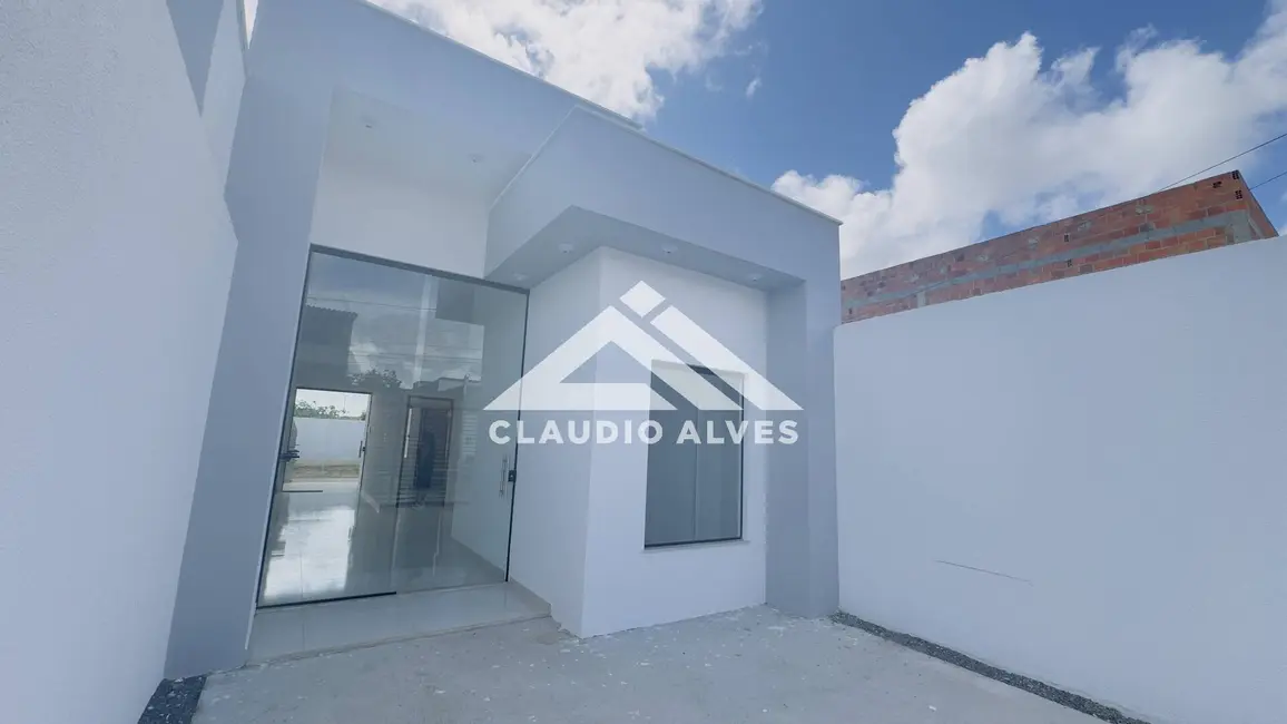 Foto 2 de Casa com 2 quartos à venda, 69m2 em Feira De Santana - BA