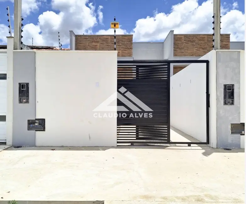 Foto 1 de Casa com 3 quartos à venda, 78m2 em Feira De Santana - BA