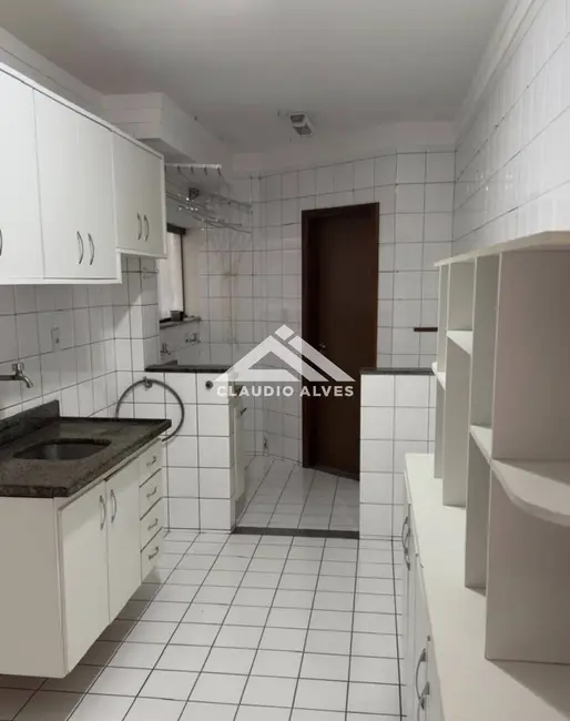 Apartamento com 3 quartos para alugar, 84m2 em Feira De Santana - BA - imagem 2 Foto 2 de Apartamento com 3 quartos para alugar, 84m2 em Feira De Santana - BA