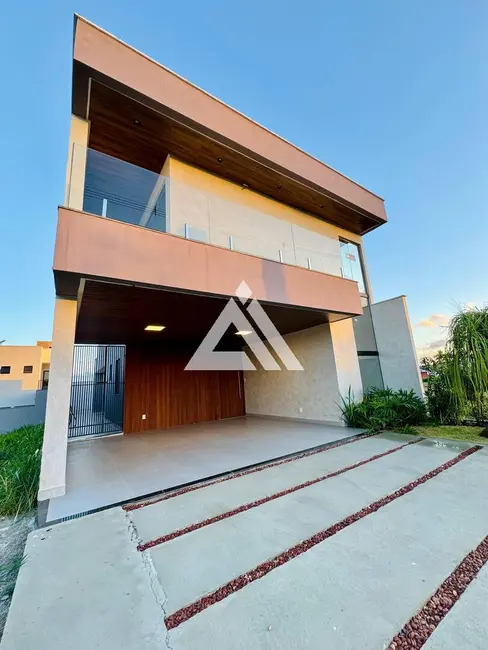 Foto 1 de Casa de Condomínio com 4 quartos à venda, 183m2 em Feira De Santana - BA