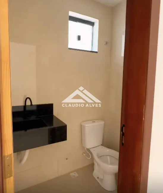 Casa com 3 quartos à venda, 100m2 em Feira De Santana - BA - imagem 8 Foto 8 de Casa com 3 quartos à venda, 100m2 em Feira De Santana - BA
