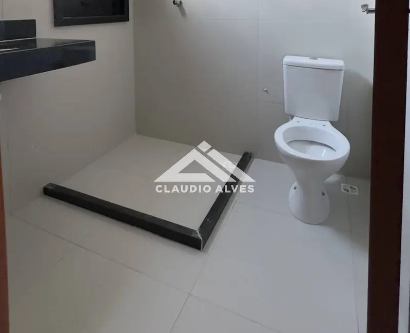 Foto 8 de Casa com 3 quartos à venda, 150m2 em Feira De Santana - BA