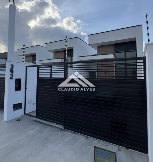 Foto 1 de Casa com 3 quartos à venda, 150m2 em Feira De Santana - BA