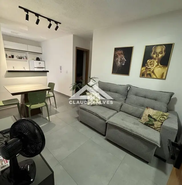 Foto 3 de Apartamento com 2 quartos à venda, 55m2 em Feira De Santana - BA