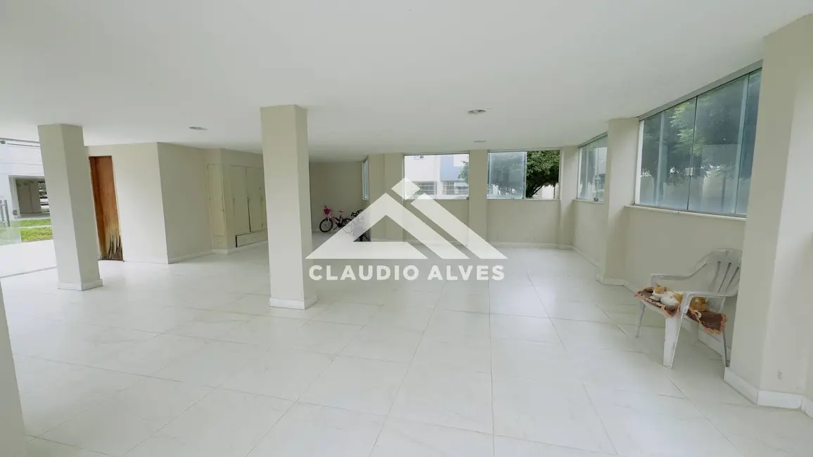 Foto 3 de Apartamento com 3 quartos à venda, 92m2 em Feira De Santana - BA