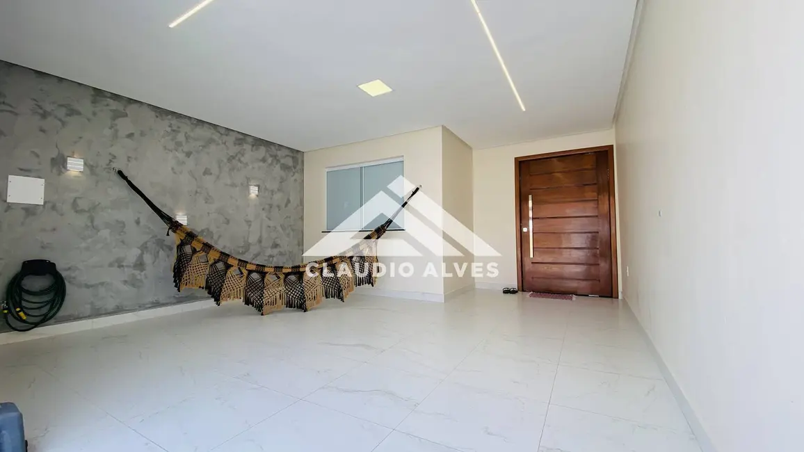 Foto 1 de Casa com 2 quartos à venda, 94m2 em Feira De Santana - BA