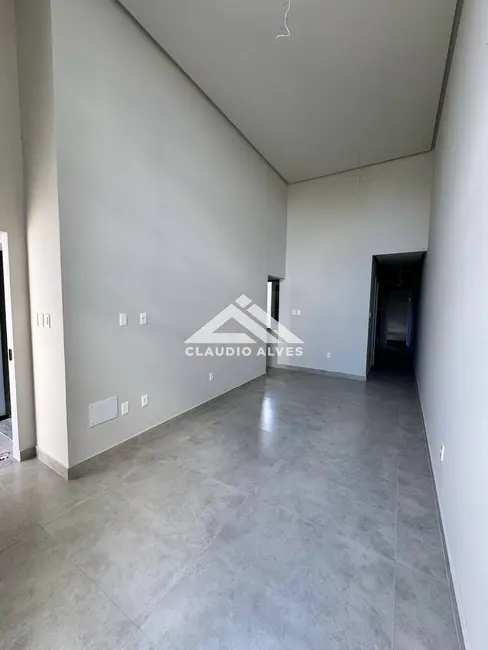 Foto 3 de Casa com 3 quartos à venda, 85m2 em Feira De Santana - BA